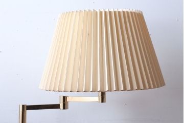 中古　ヤマギワ(yamagiwa)　シックなフロアスタンド