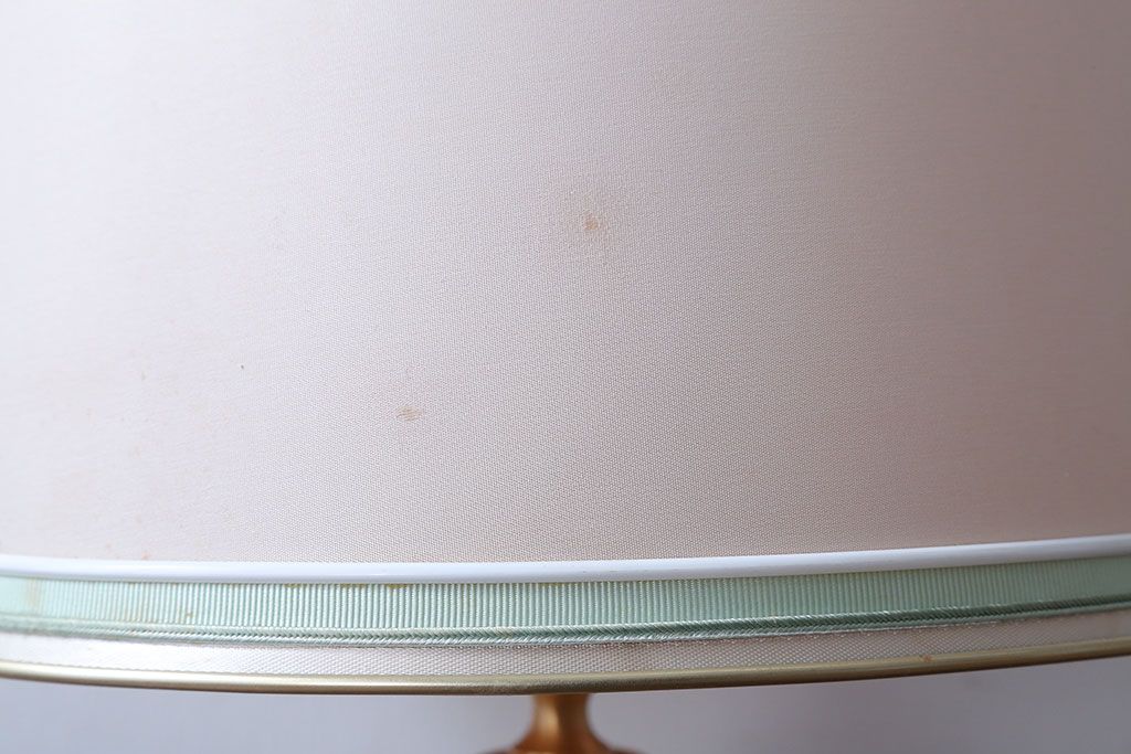 中古　ヤマギワ(yamagiwa)　イタリアLe porcellane社製テーブルスタンド