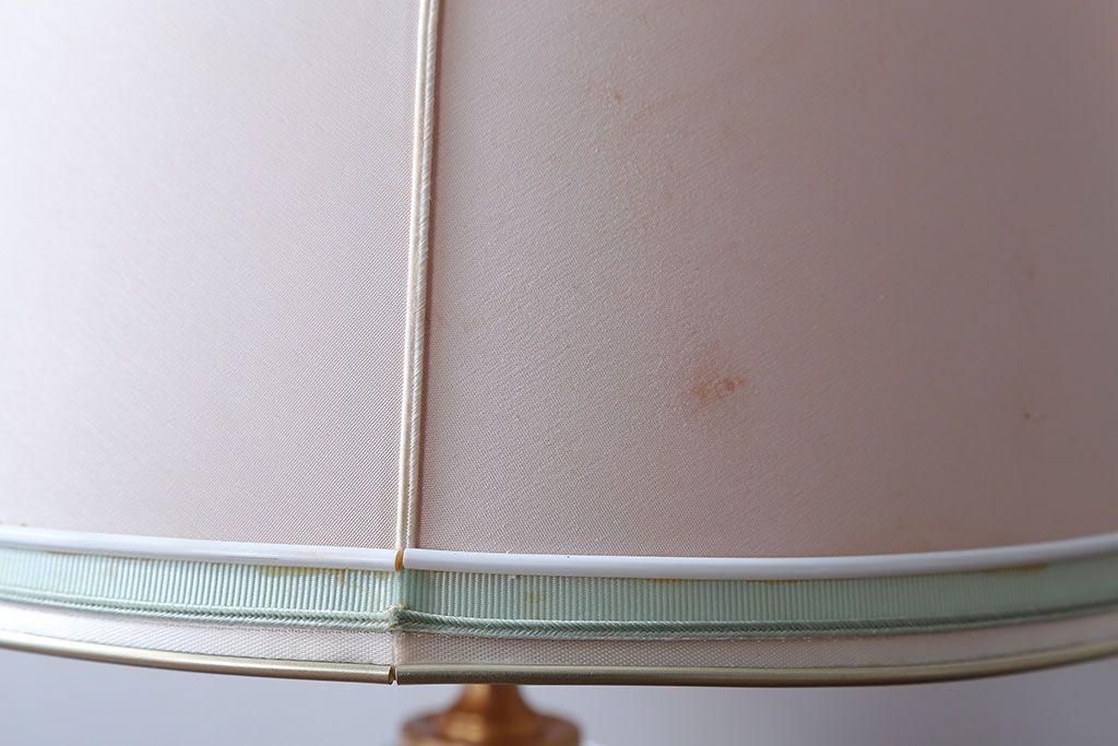 中古　ヤマギワ(yamagiwa)　イタリアLe porcellane社製テーブルスタンド