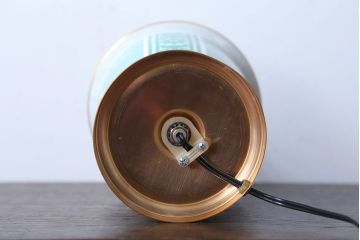 中古　ヤマギワ(yamagiwa)　イタリアLe porcellane社製テーブルスタンド