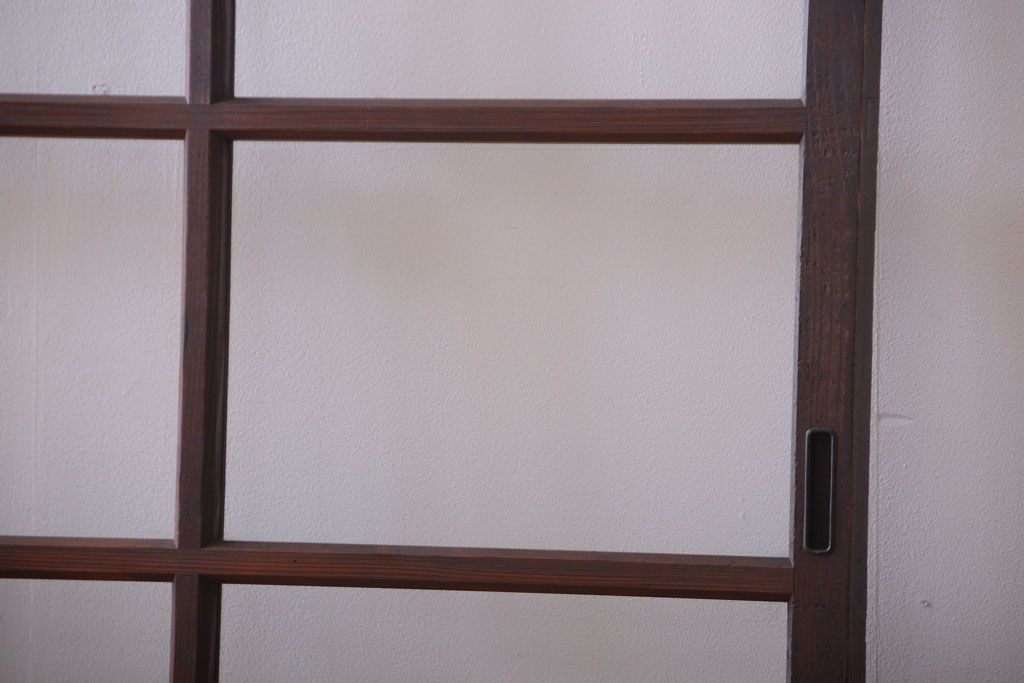 アンティーク　古い木のシンプルでおしゃれなガラス戸2枚セット