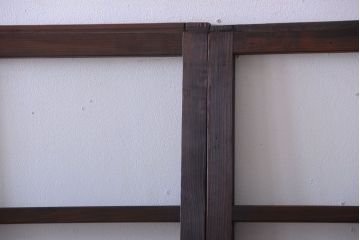 アンティーク　古い木のシンプルでおしゃれなガラス戸2枚セット