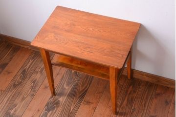 レトロ家具　和製アンティーク　レトロでかわいい小さなサイドテーブル