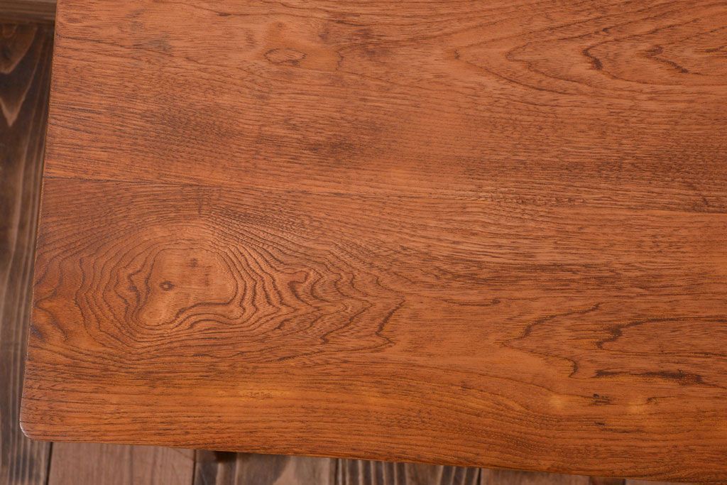 レトロ家具　和製アンティーク　レトロでかわいい小さなサイドテーブル