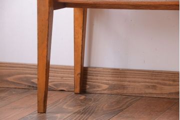 レトロ家具　和製アンティーク　レトロでかわいい小さなサイドテーブル