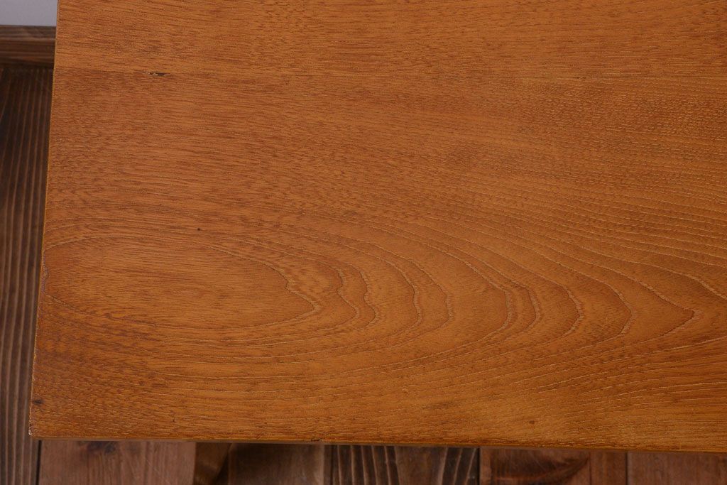 アンティーク家具　和製アンティーク　古いナラ材の小さなサイドテーブル