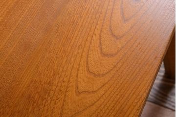 アンティーク家具　和製アンティーク　古いナラ材の小さなサイドテーブル