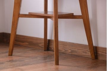 アンティーク家具　和製アンティーク　古いナラ材の小さなサイドテーブル