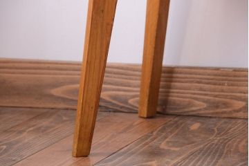 アンティーク家具　和製アンティーク　古いナラ材の小さなサイドテーブル