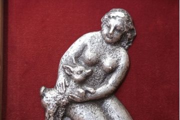 アンティーク雑貨　小森邦夫作・仔鹿と森の妖精　壁掛けブロンズレリーフ