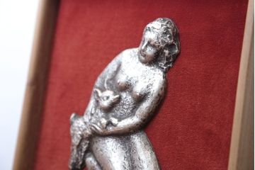 アンティーク雑貨　小森邦夫作・仔鹿と森の妖精　壁掛けブロンズレリーフ