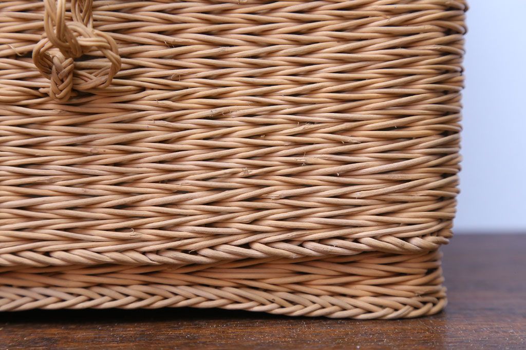 アンティーク雑貨　アンティーク　レトロでかわいいバスケット(2)