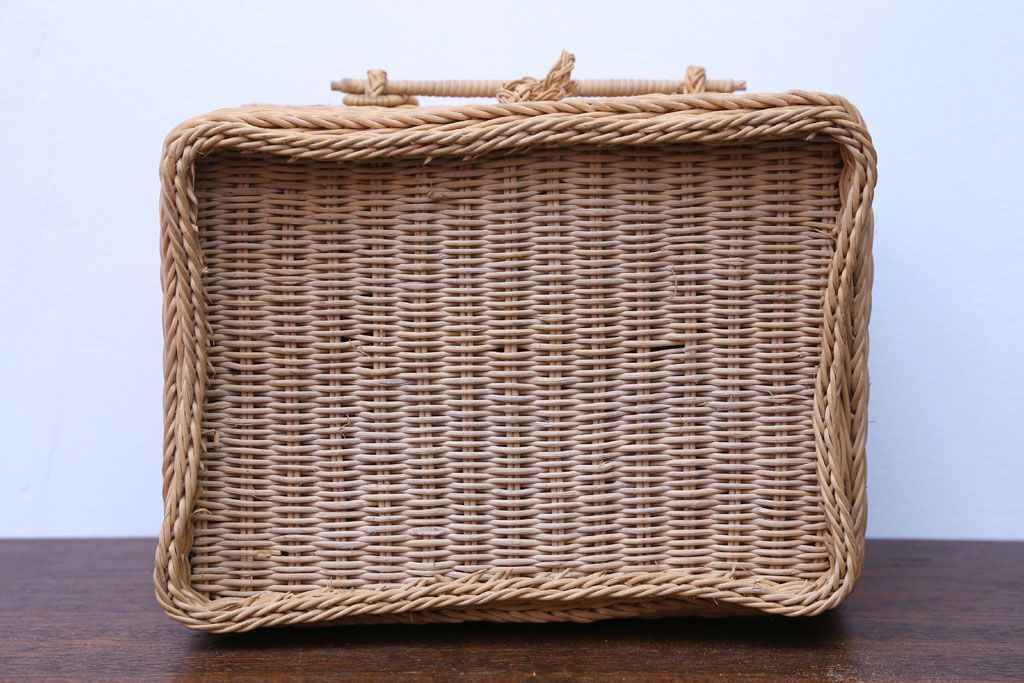 アンティーク雑貨　アンティーク　レトロでかわいいバスケット(2)