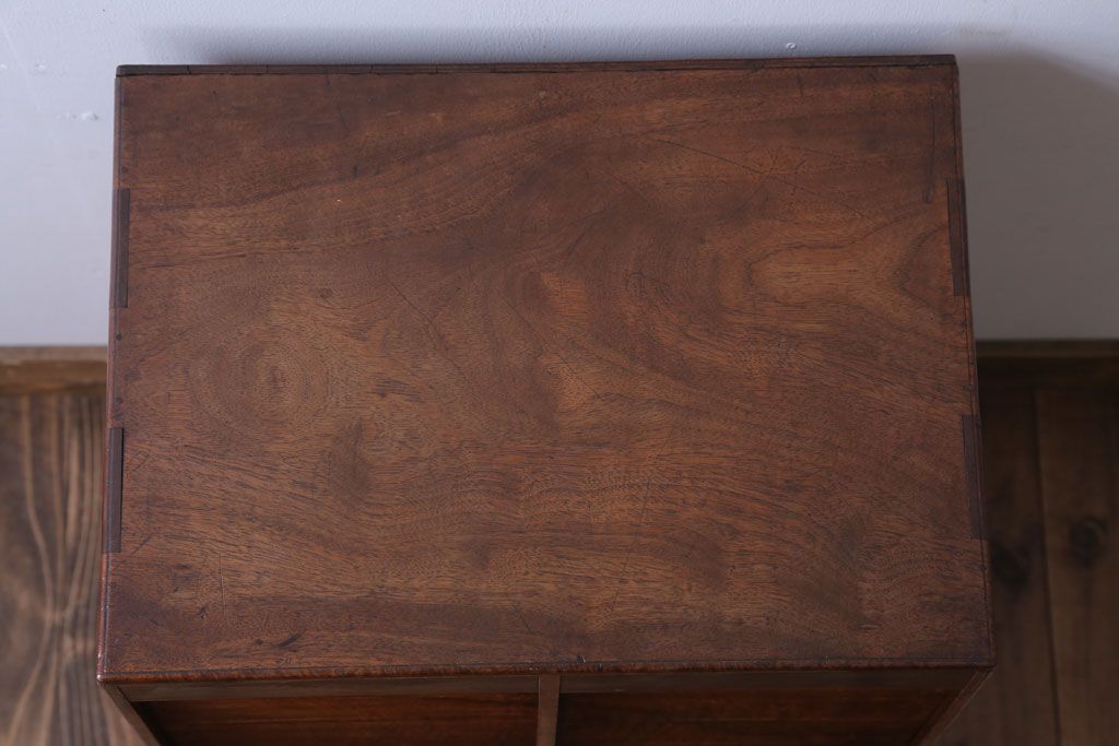 アンティーク家具　アンティーク　木製の蛇腹シャッター付小引き出し