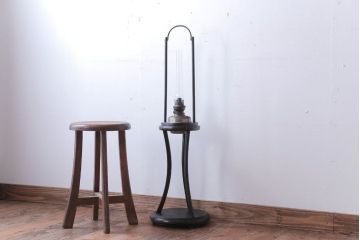 アンティーク雑貨　和製アンティーク　明治〜大正期　モダンなデザインのランプ