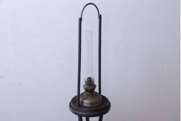 アンティーク雑貨　和製アンティーク　明治〜大正期　モダンなデザインのランプ
