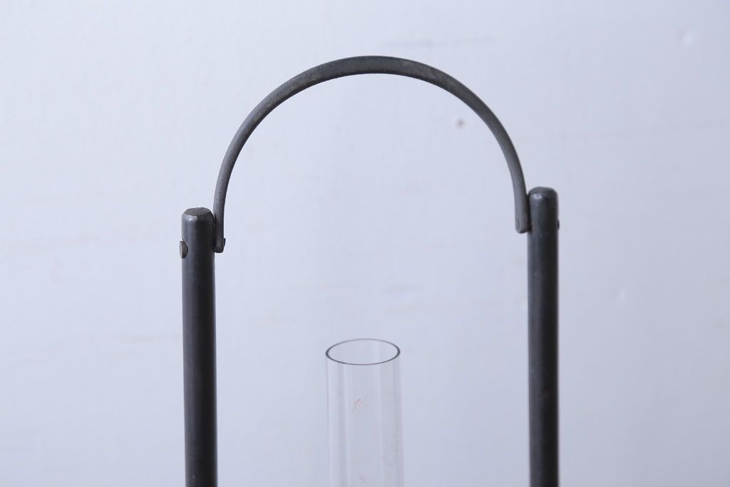 アンティーク雑貨　和製アンティーク　明治〜大正期　モダンなデザインのランプ