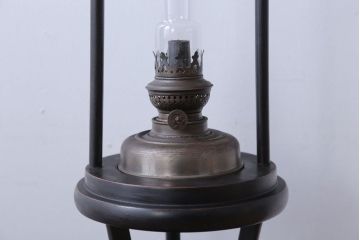 アンティーク雑貨　和製アンティーク　明治〜大正期　モダンなデザインのランプ