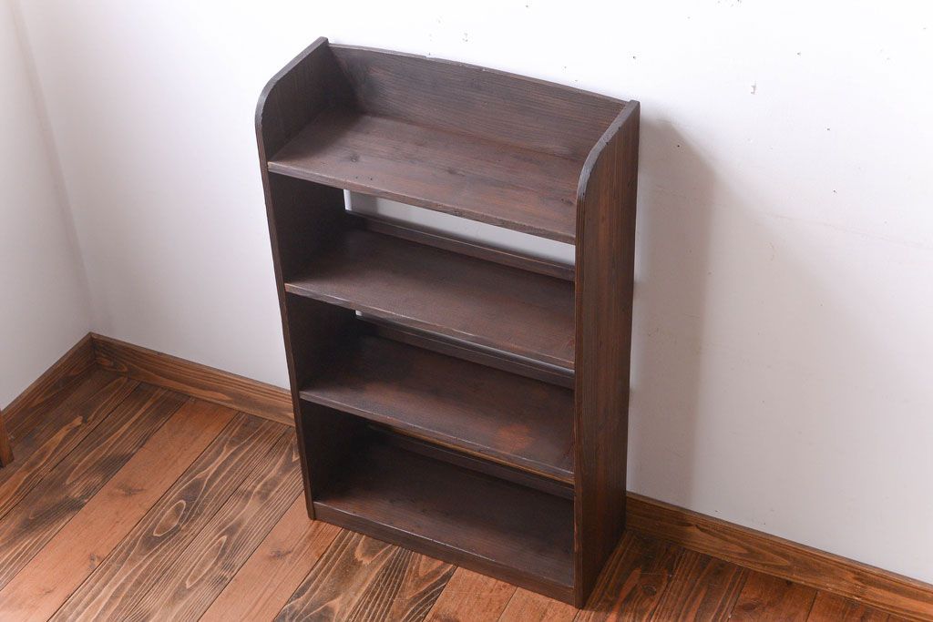 アンティーク家具　和製アンティーク　小振りでシンプルな古い木製の本棚(1)