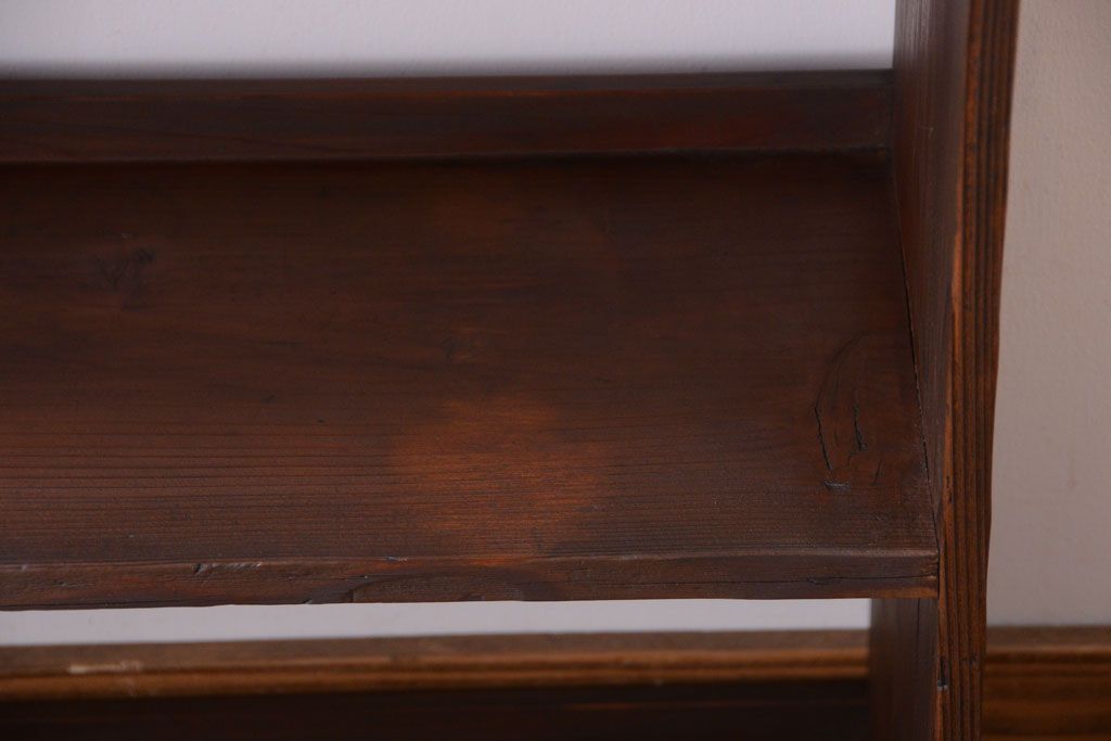 アンティーク家具　和製アンティーク　小振りでシンプルな古い木製の本棚(1)