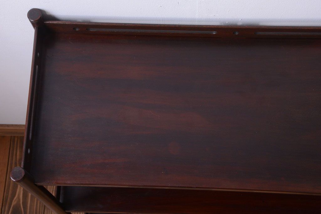 アンティーク家具　古民具・骨董　古い木製のアンティーク飾り棚