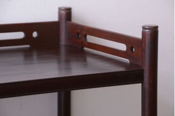 アンティーク家具　古民具・骨董　古い木製のアンティーク飾り棚