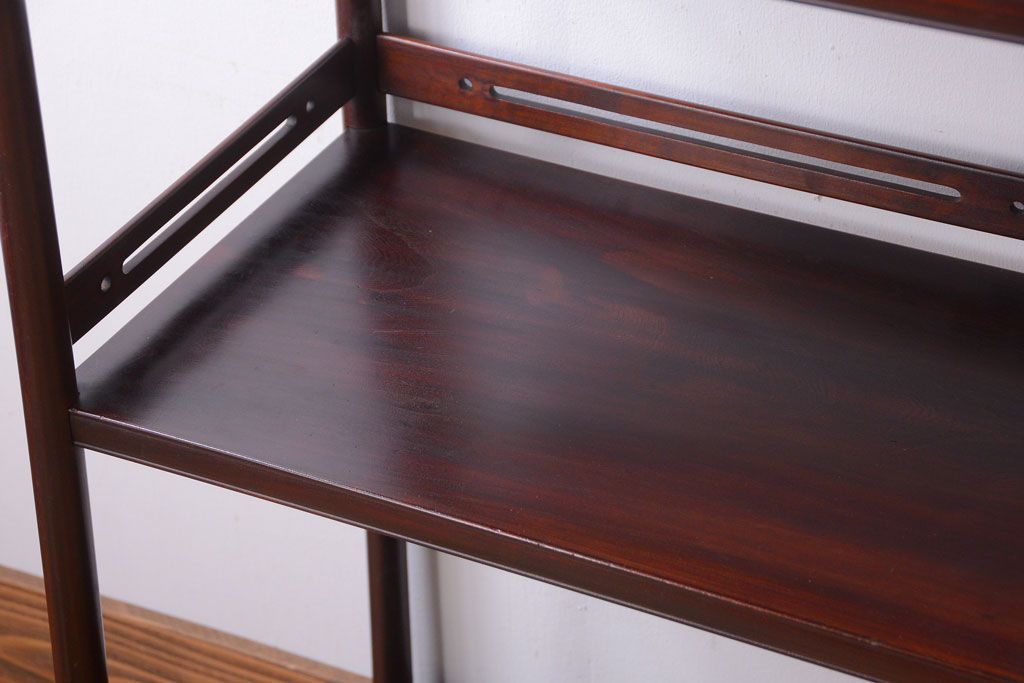 アンティーク家具　古民具・骨董　古い木製のアンティーク飾り棚