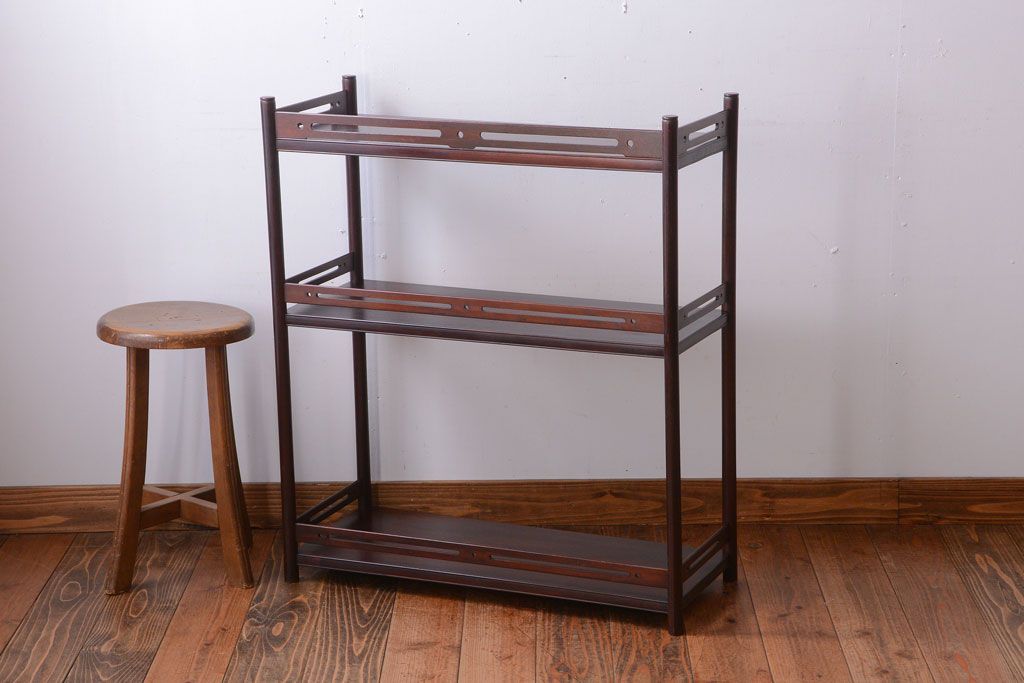 アンティーク家具　古民具・骨董　古い木製のアンティーク飾り棚