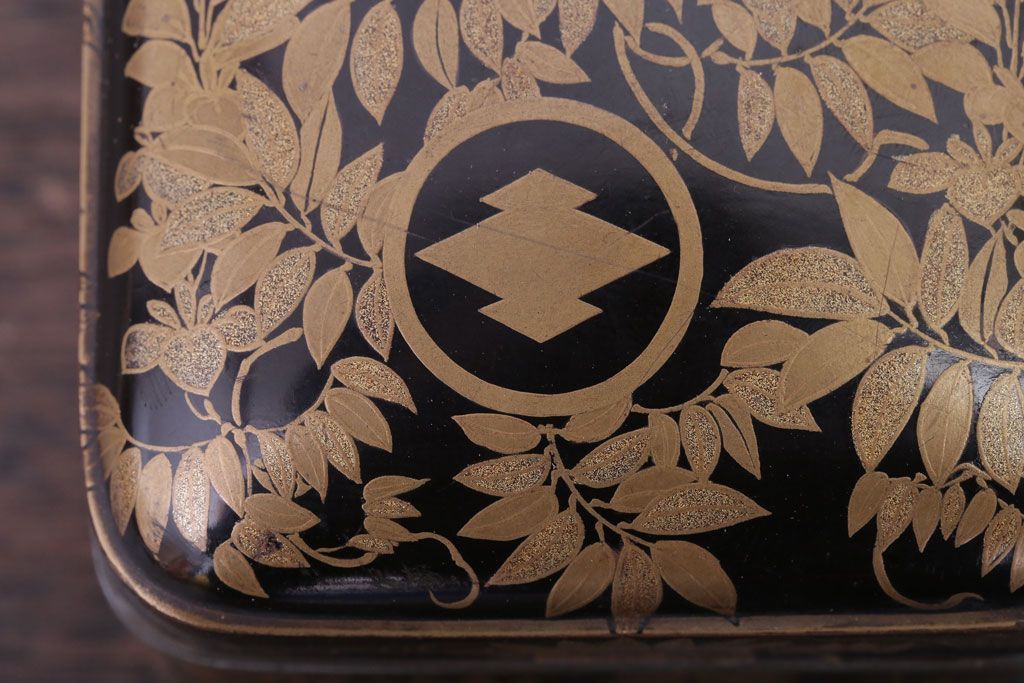 アンティーク雑貨　和製アンティーク　江戸〜明治時代　金蒔絵錫縁小箱(香合?)