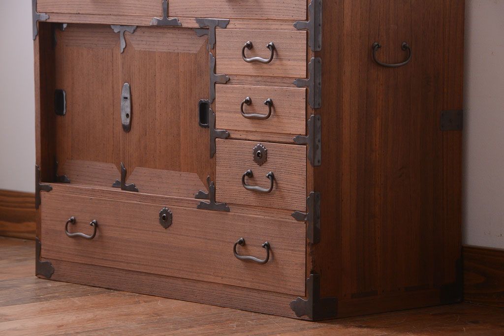 アンティーク家具　和製アンティーク　小物収納におすすめ!総桐材の小箪笥(桐箪笥、桐たんす)