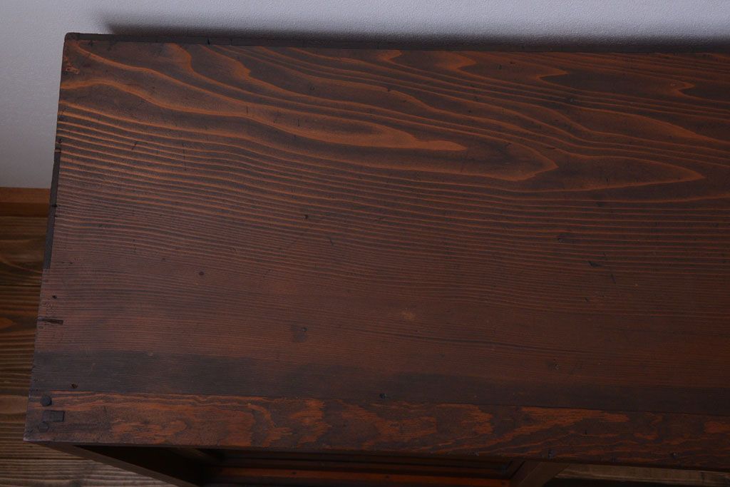 アンティーク家具　和製アンティーク　古い木製のシンプルなガラス引き戸収納棚(1)