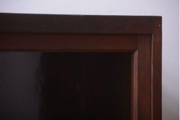 アンティーク家具　和製アンティーク　古い木製のシンプルなガラス引き戸収納棚(1)