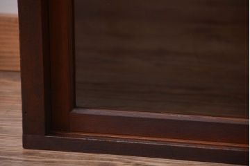 アンティーク家具　和製アンティーク　古い木製のシンプルなガラス引き戸収納棚(1)