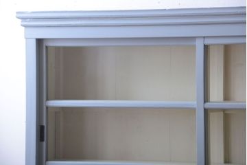 アンティーク家具　アンティーク　ダイヤガラス入り!おしゃれな大きい食器棚(戸棚)