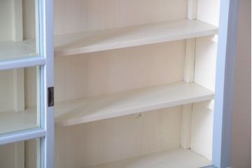 アンティーク家具　アンティーク　ダイヤガラス入り!おしゃれな大きい食器棚(戸棚)