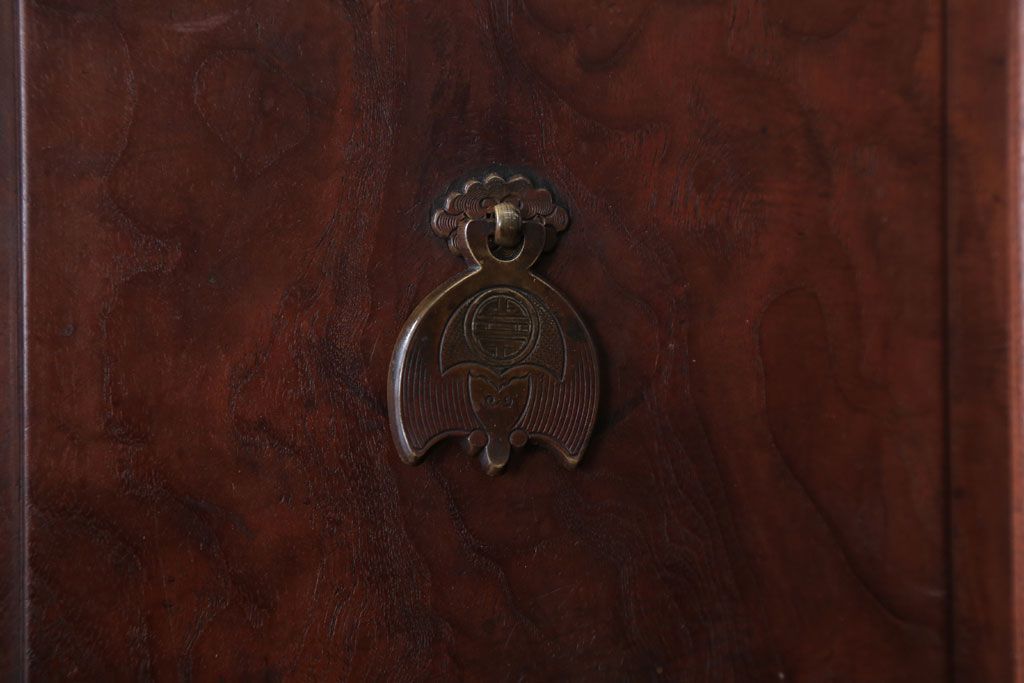 アンティーク家具　和製アンティーク　総桑材!上品な高級収納棚