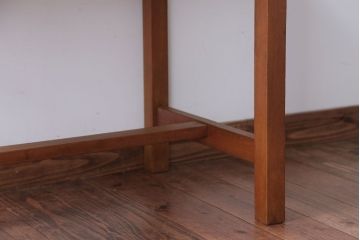 レトロ家具　昭和レトロ　引き出し2杯付き!シンプルなアンティーク平机