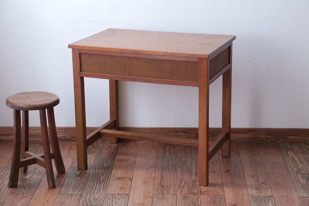 レトロ家具　昭和レトロ　引き出し2杯付き!シンプルなアンティーク平机