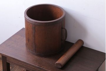 アンティーク雑貨　古民具・骨董　金具付き!古い木のアンティーク一斗枡・斗棒
