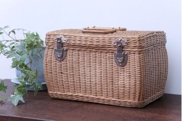 アンティーク雑貨　アンティーク　レトロでかわいいバスケット(1)