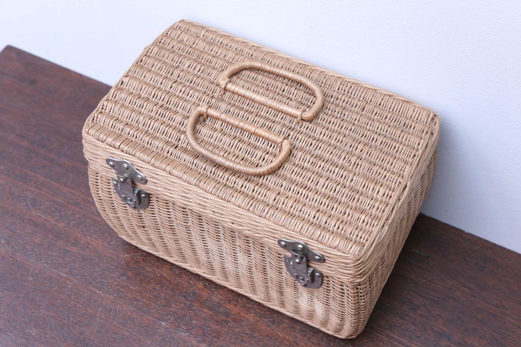 アンティーク雑貨　アンティーク　レトロでかわいいバスケット(1)