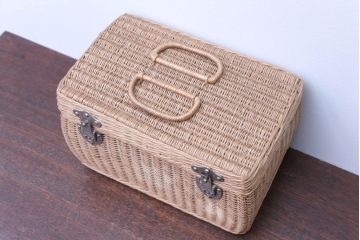アンティーク雑貨　アンティーク　レトロでかわいいバスケット(1)