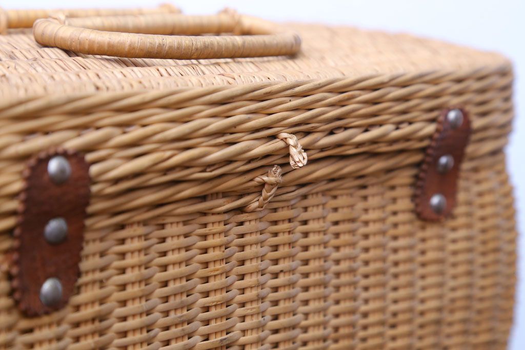 アンティーク雑貨　アンティーク　レトロでかわいいバスケット(1)