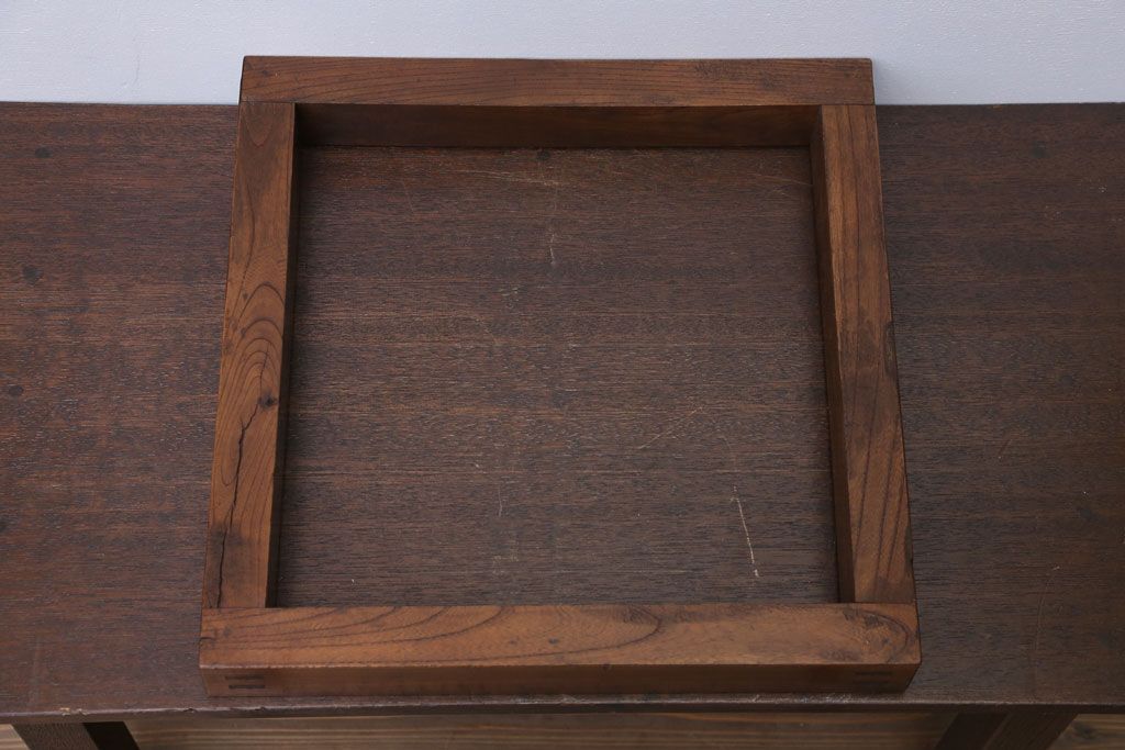 アンティーク雑貨　古民具・骨董　古い木製のアンティーク炉縁