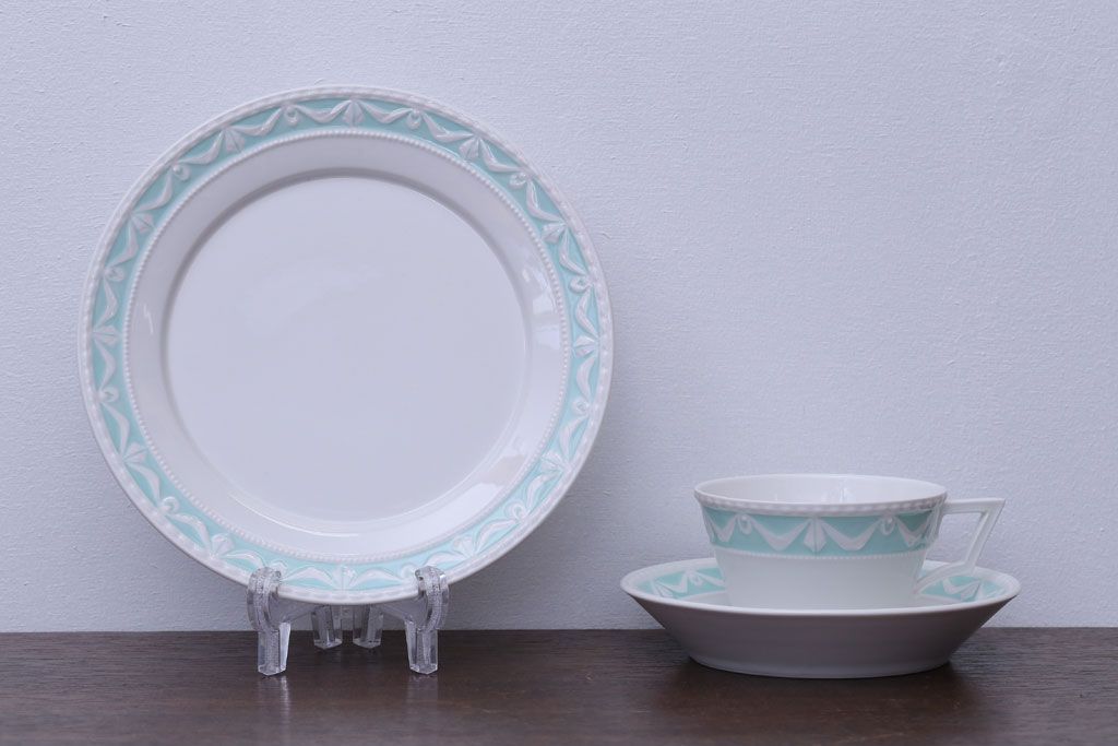 アンティーク雑貨　KPM Berlin(ベルリン王立磁器製陶所)　カップ&ソーサー・ケーキ皿