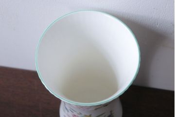 アンティーク雑貨　イギリスMINTON(ミントン)　Haddon Hall(ハドンホール)　花瓶・フラワーベース