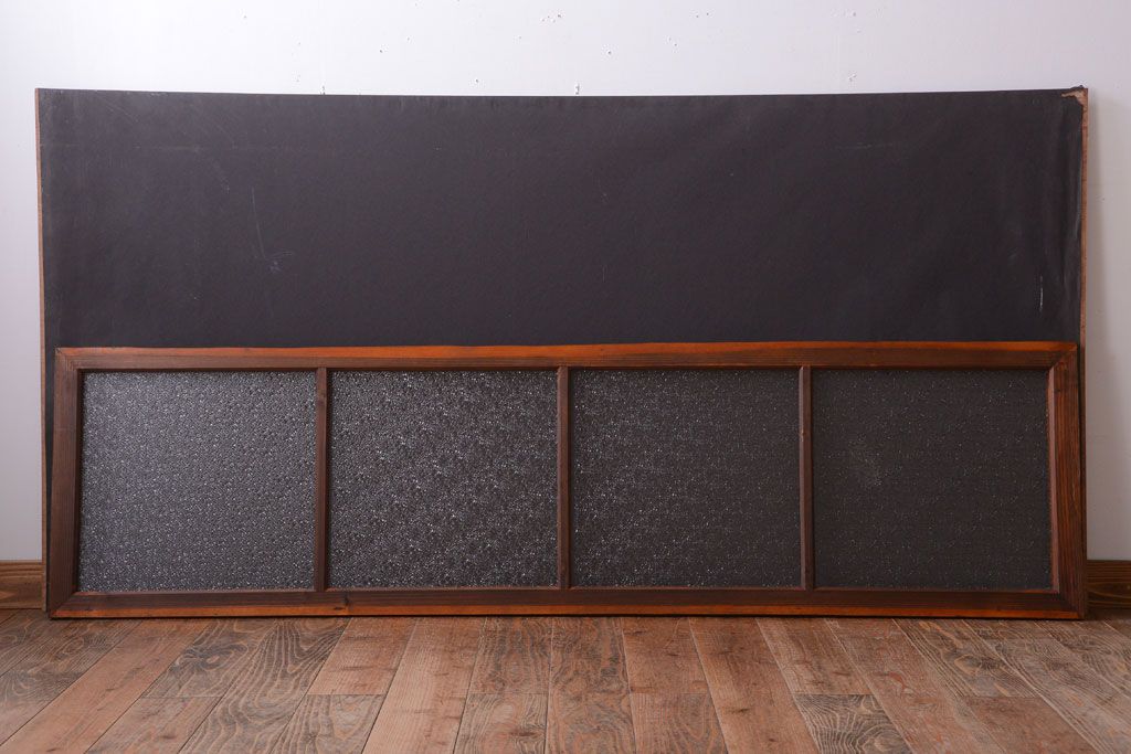 古民具・骨董　ダイヤガラス入り!古い木製の明り取り(明かり取り)(1)