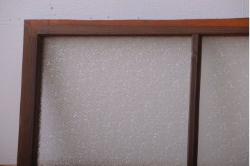 古民具・骨董　ダイヤガラス入り!古い木製の明り取り(明かり取り)(1)