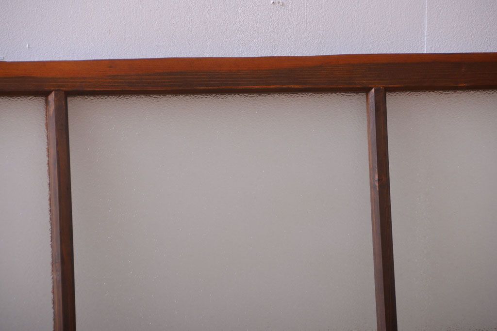 古民具・骨董　ダイヤガラス入り!古い木製の明り取り(明かり取り)(1)