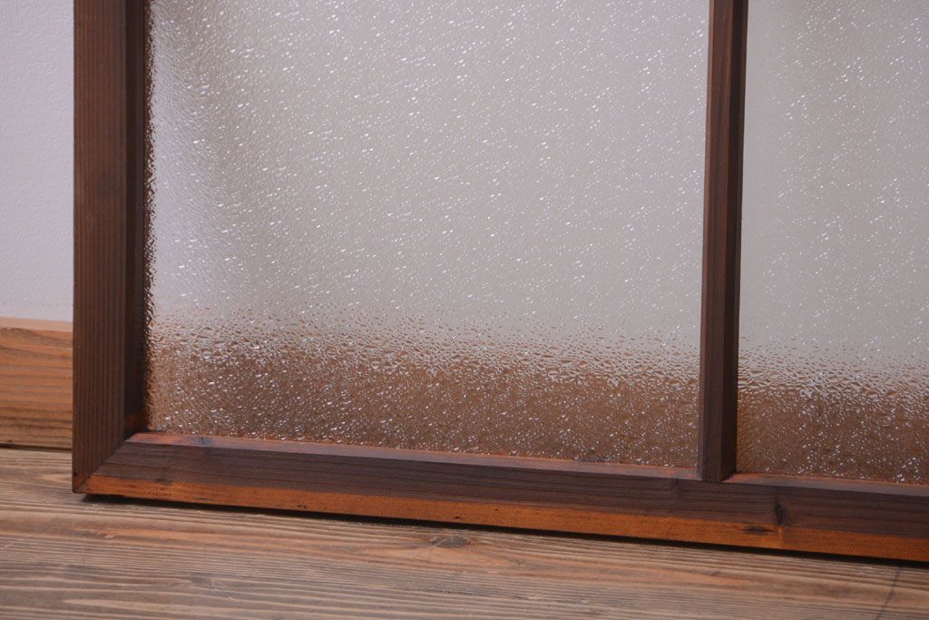 古民具・骨董　ダイヤガラス入り!古い木製の明り取り(明かり取り)(1)